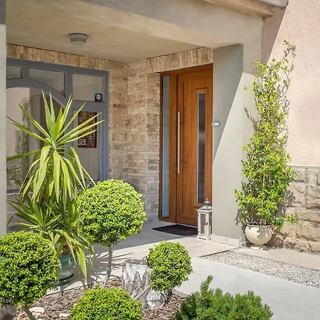 Forestine Guesthouse Apartment Heviz