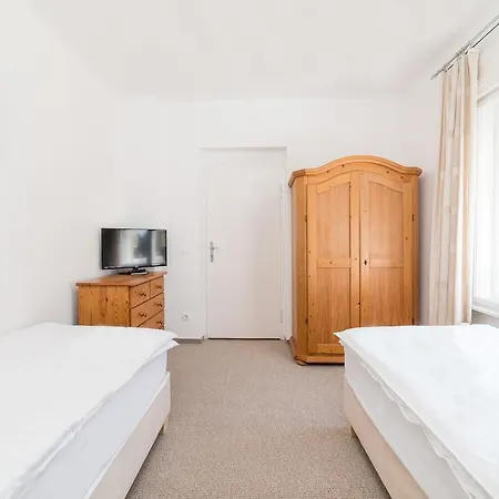 Apartment Forestine Guesthouse Heviz